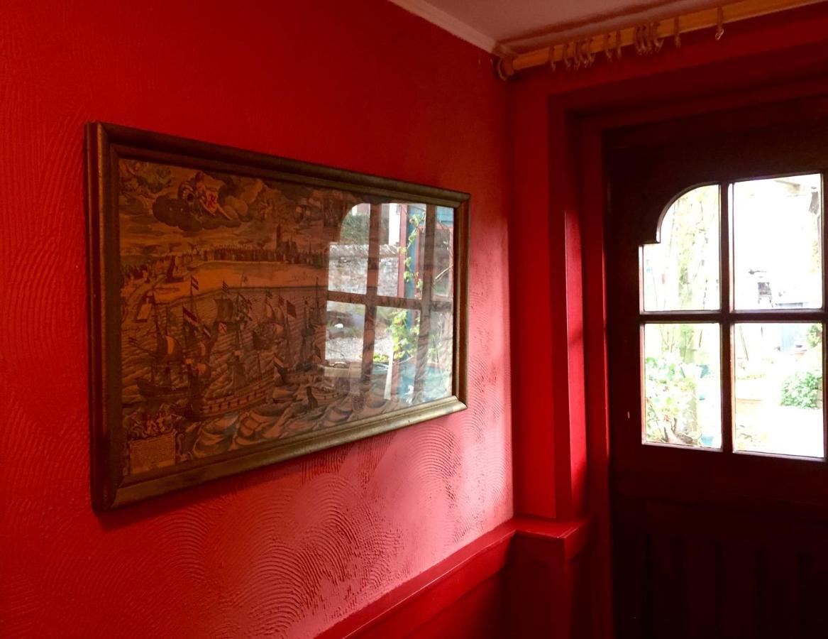 B&B Bij De Boomgaard Tricht Bagian luar foto