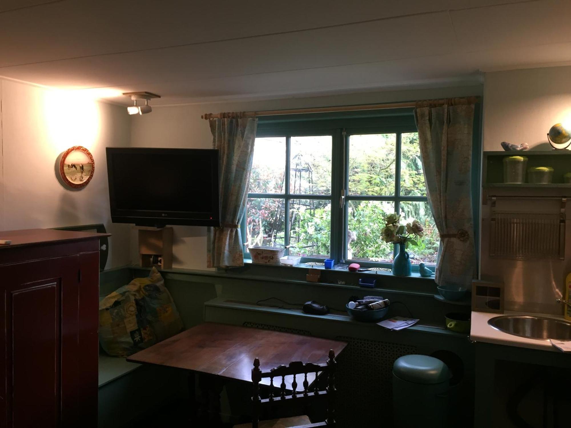 B&B Bij De Boomgaard Tricht Bagian luar foto